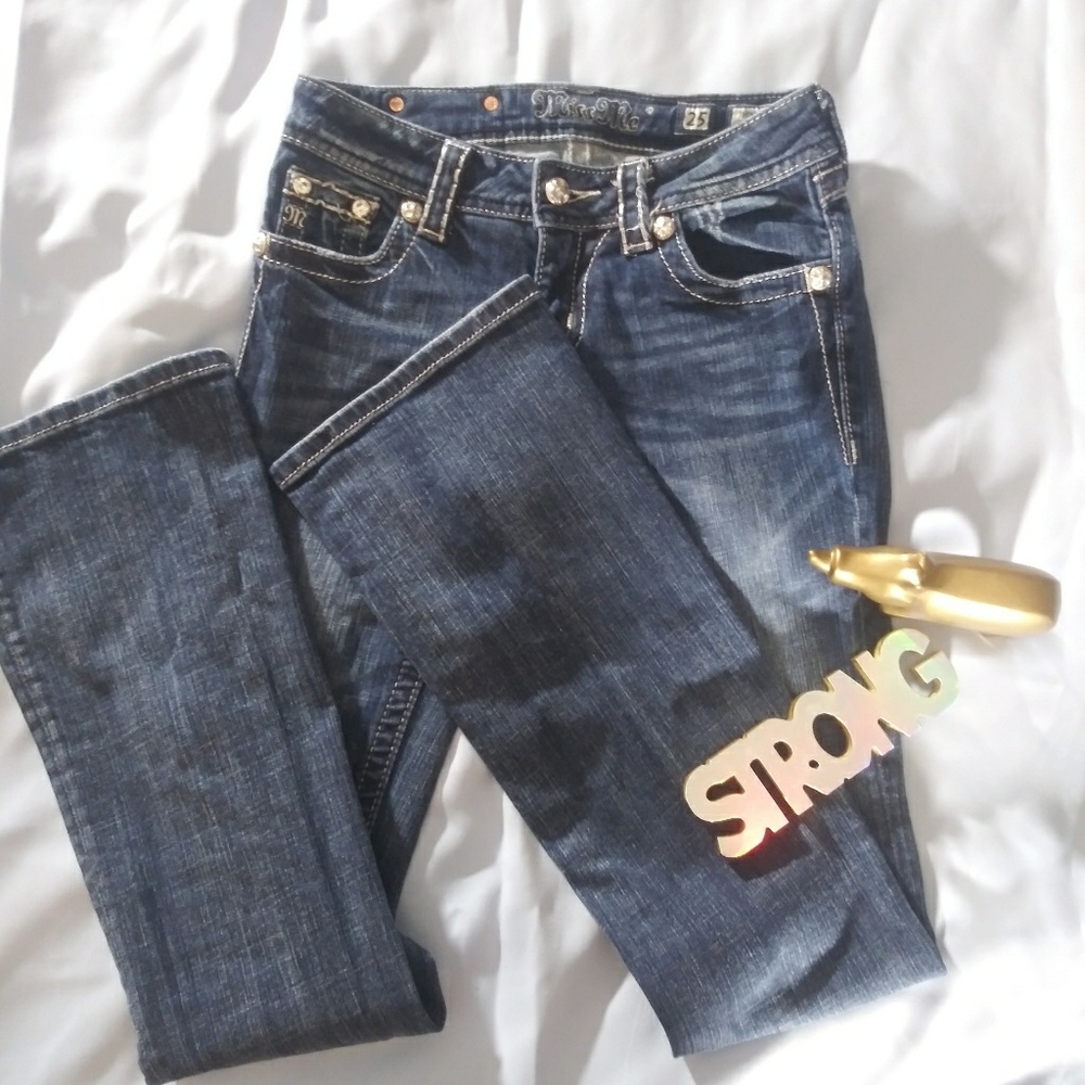 Like New Miss Me sz 25 Jeans